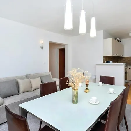 Ferienhaus In Žrnovnica